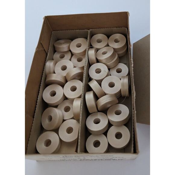 Nylon Sewing Thread Bobbins, Vintage Hem Bobs 1 Gross Black+ 1/3 Box Of Beige - Picture 1 of 9